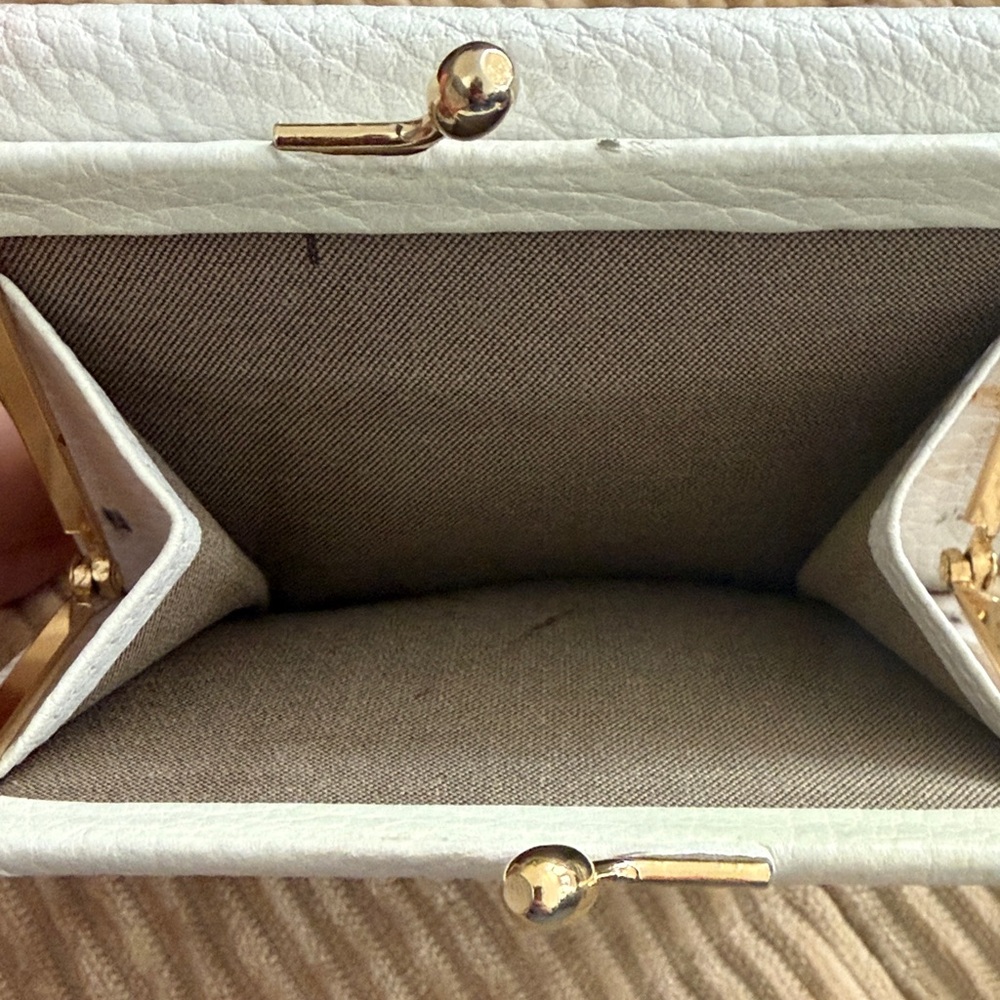 Fendi Pebbled Leather Wallet with Gold Hardware - Picture 8 of 12